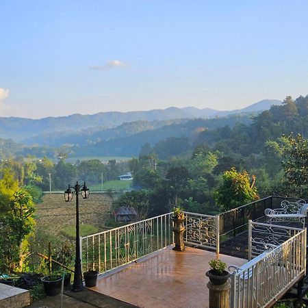 Balmy Hideout Cafe & Homestay Ban Huai Kaeo Esterno foto