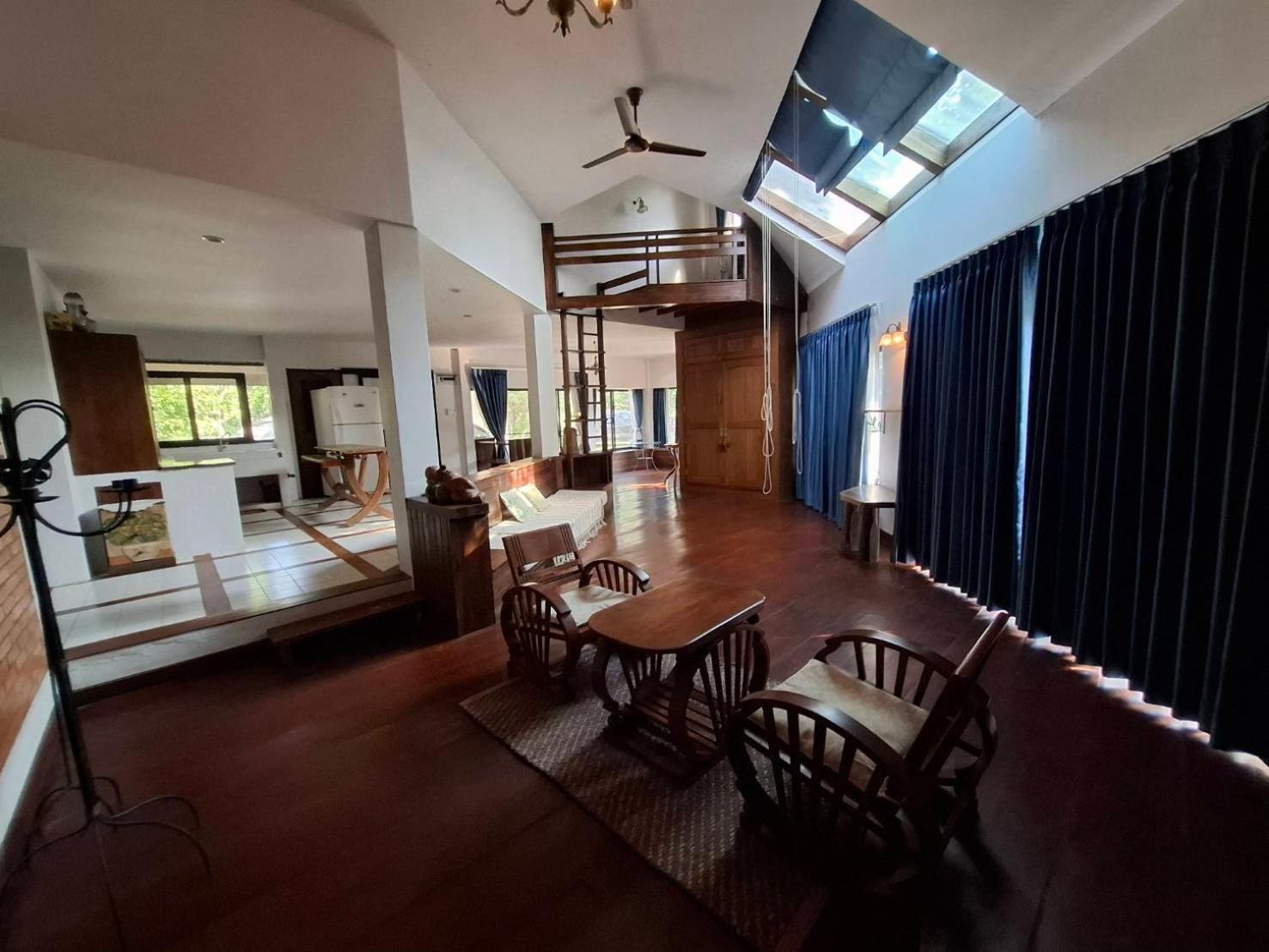 Balmy Hideout Cafe & Homestay Ban Huai Kaeo Esterno foto