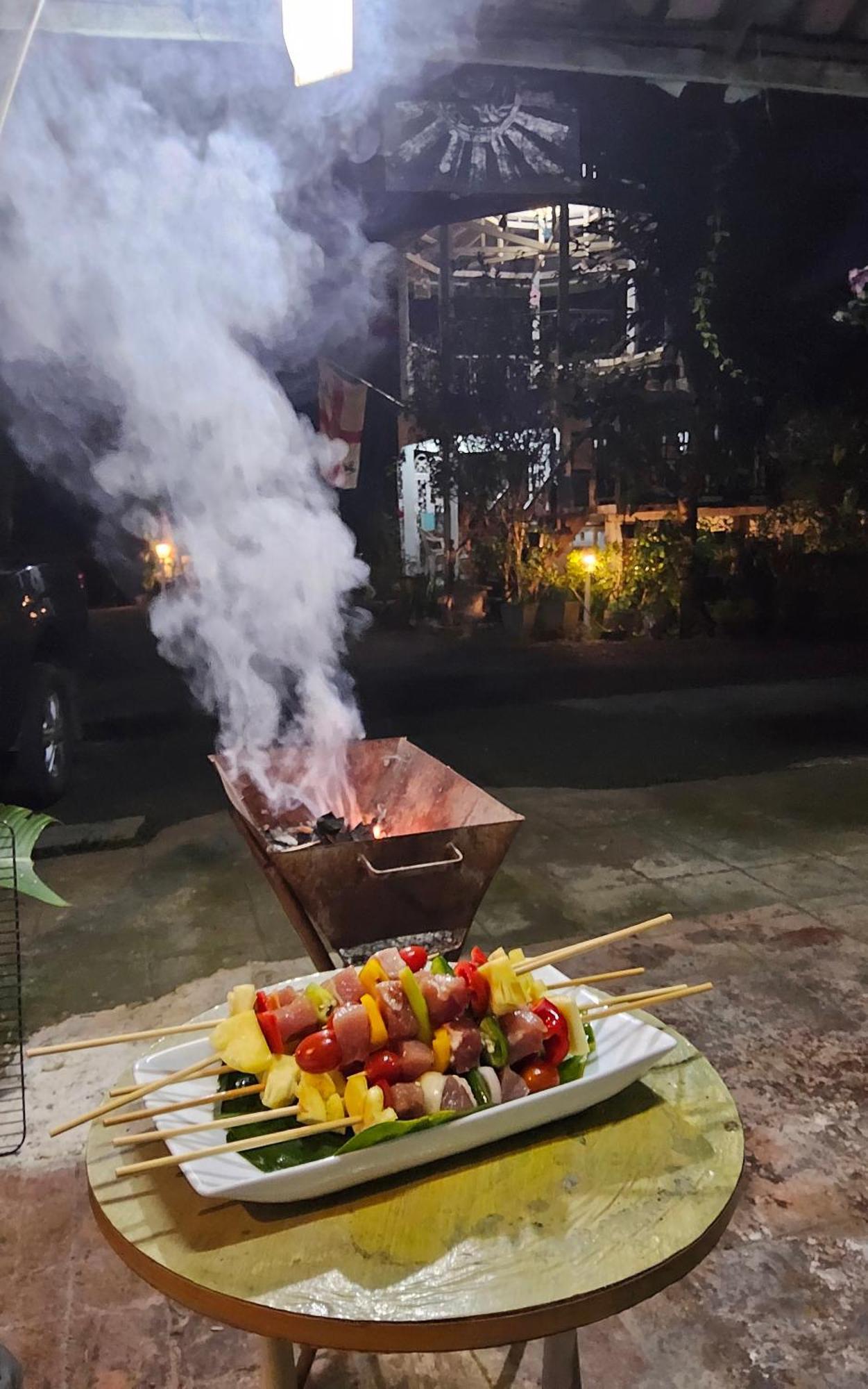Balmy Hideout Cafe & Homestay Ban Huai Kaeo Esterno foto