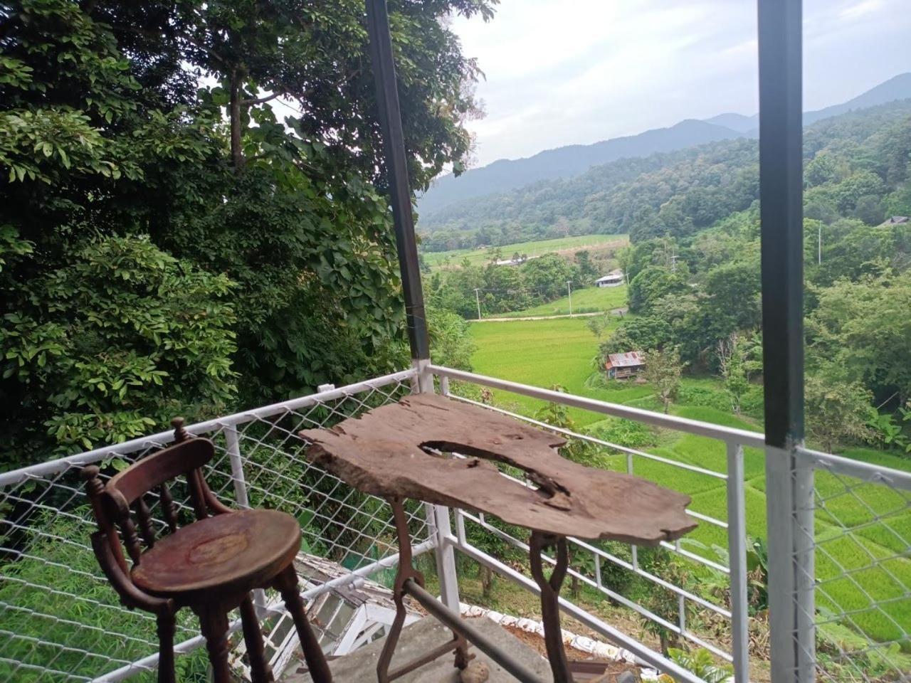 Balmy Hideout Cafe & Homestay Ban Huai Kaeo Esterno foto